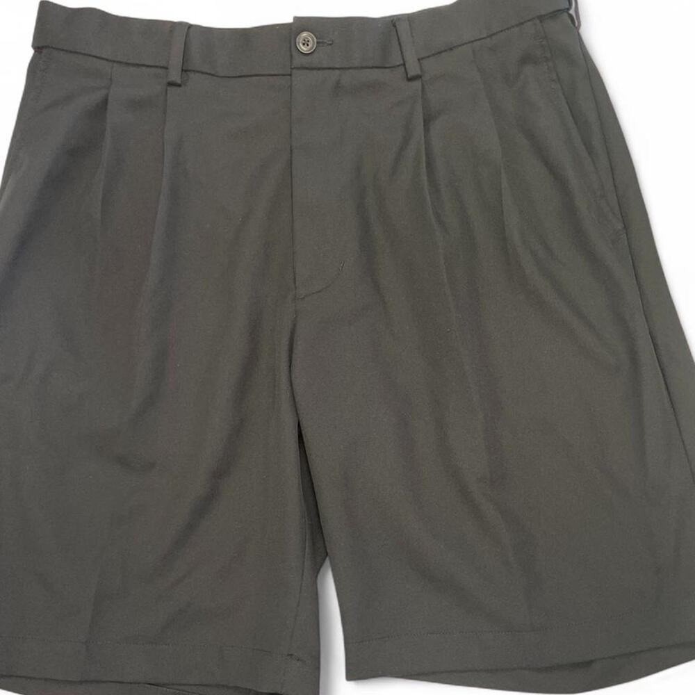 A.Gray polyester shorts size 32